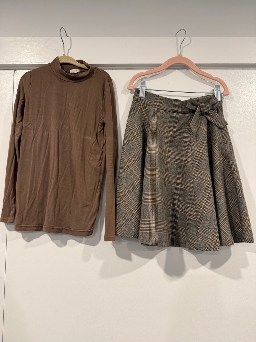 Girls set shell and plaid skirt